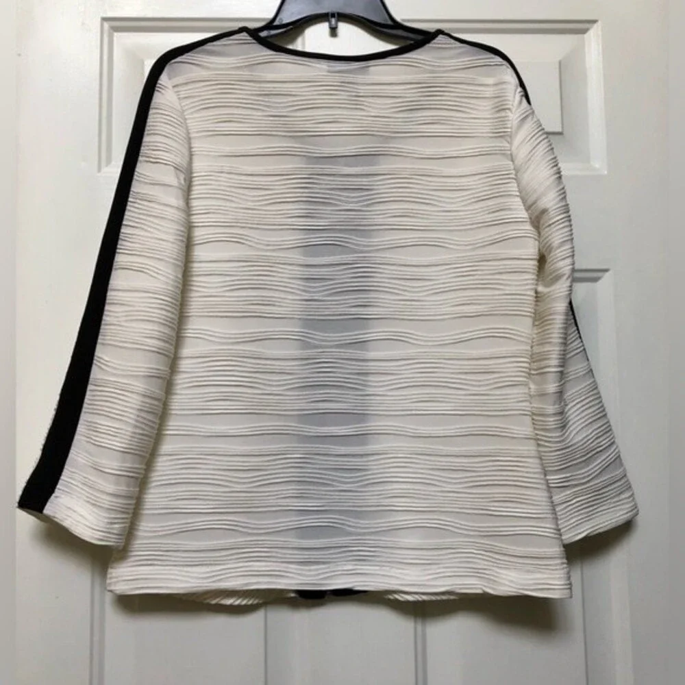 ALFANI IVORY/BLACK JACKET WOMEN'S SIZE M PLEATED FULL ZIPPER LIGHTWEIGHT